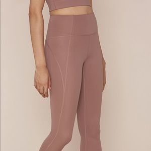 Girlfriend Collective Rose Compression Legging - S